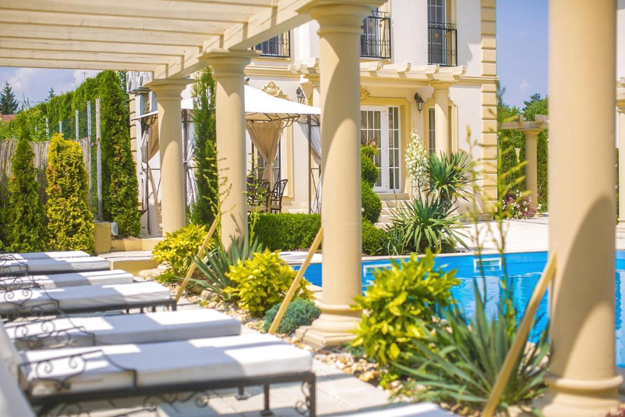 Luxury-Villas Шопрон Экстерьер фото