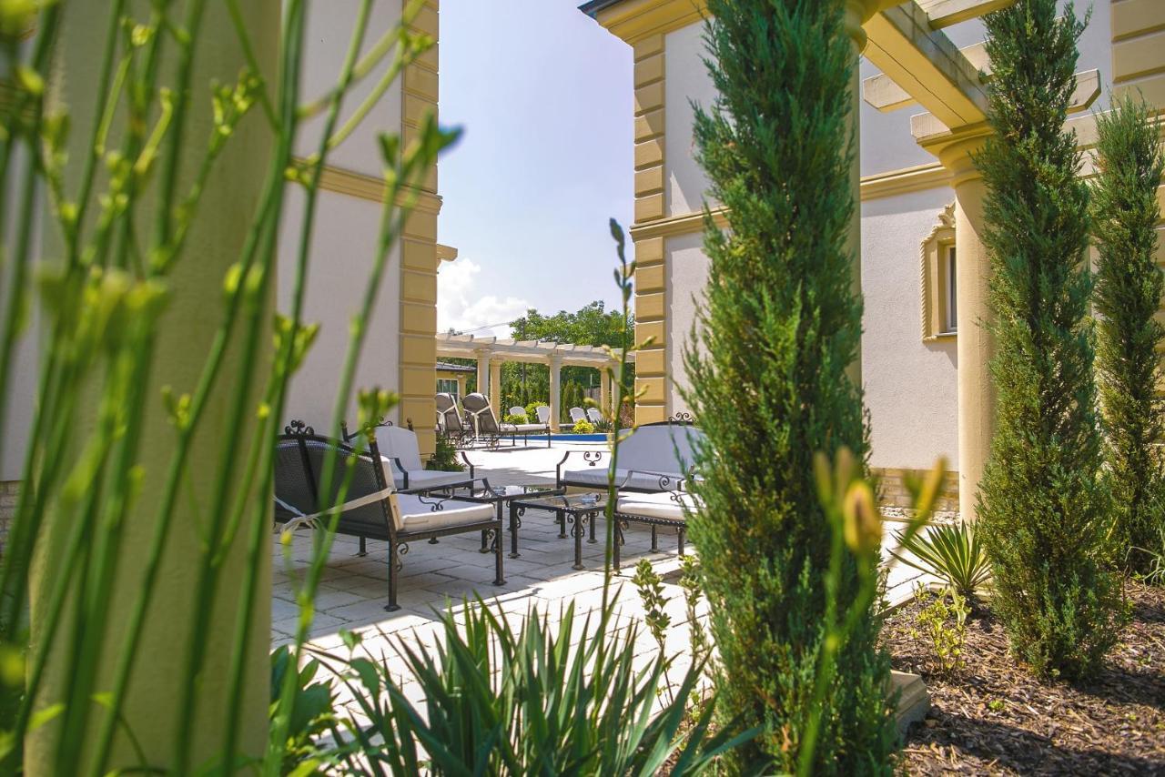 Luxury-Villas Шопрон Экстерьер фото