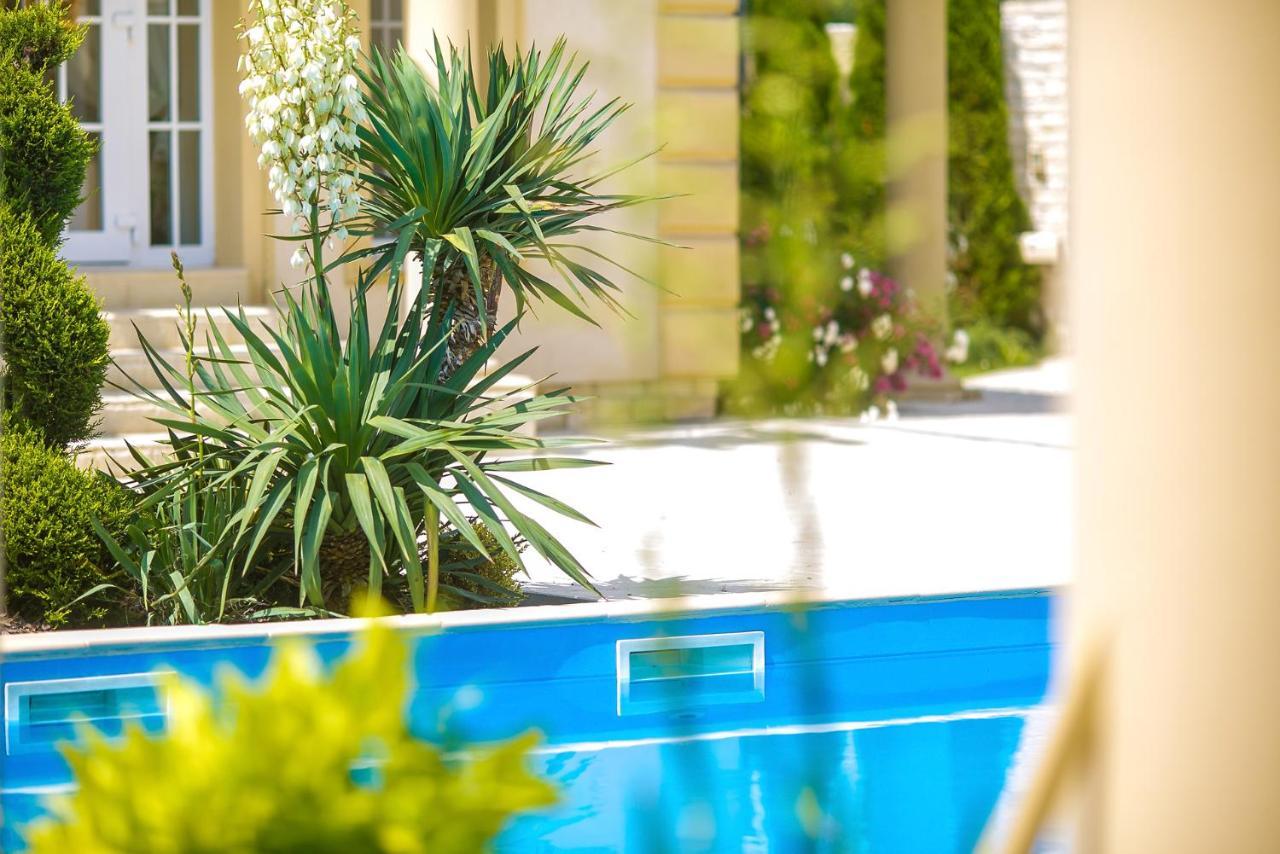 Luxury-Villas Шопрон Экстерьер фото